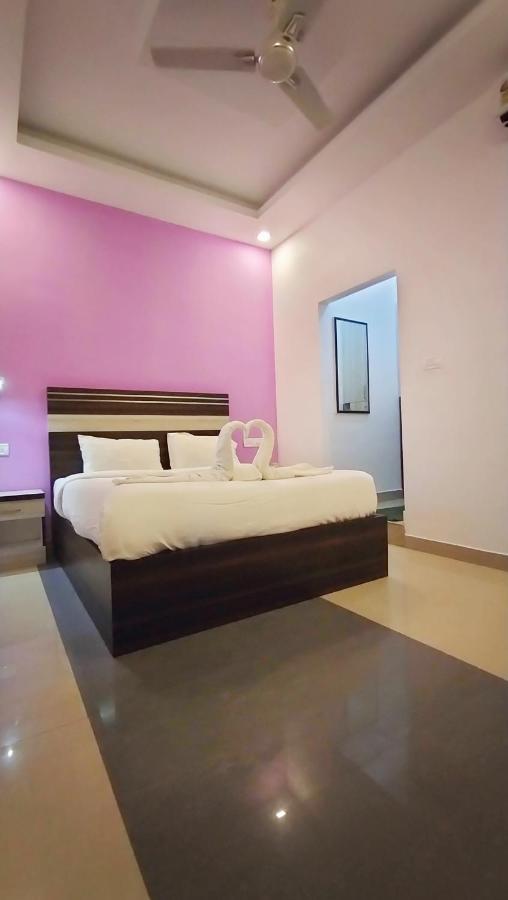 Railview Residency Otel Alappuzha Dış mekan fotoğraf